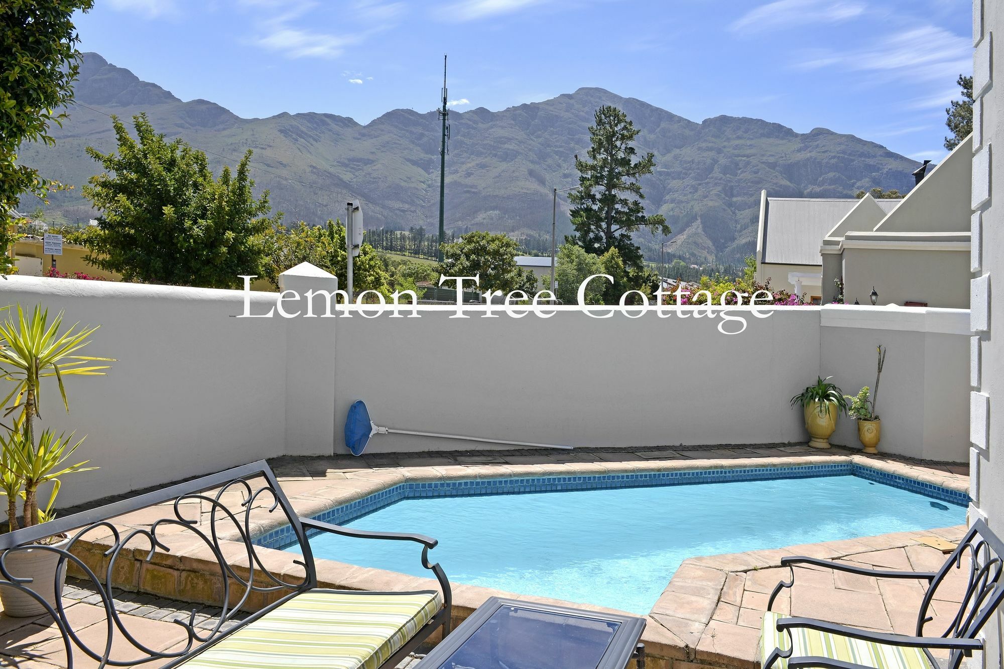 Lemon Tree Cottage Self Catering ฟรันเชิค ภายนอก รูปภาพ